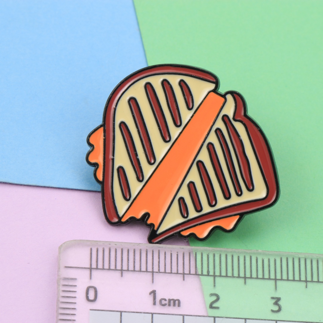 Broche de esmalte de metal con - Zinc Food Snacks reseña y precio